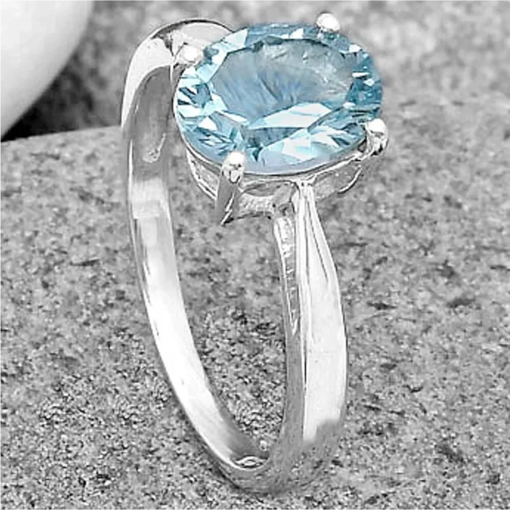 Natural sky blue topaz sterling silver ring 7.5 - Picture 3 of 4